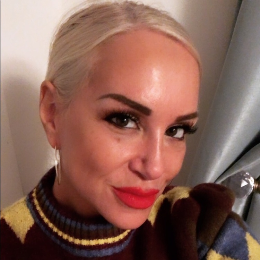 Meet your Posher, Nicole